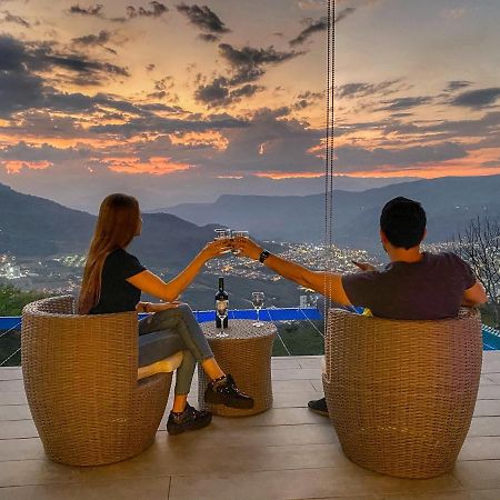 Sunset Palm Lodge سان جيل المظهر الخارجي الصورة