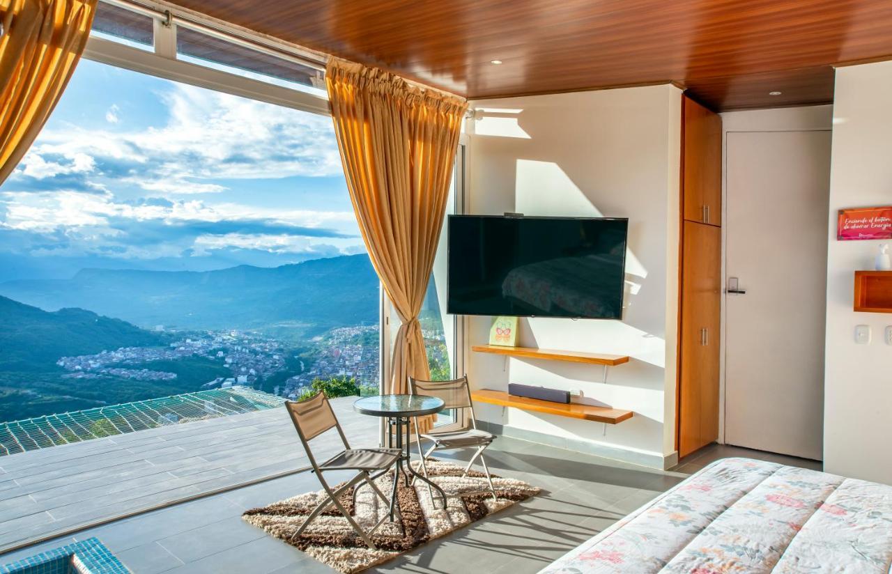 Sunset Palm Lodge سان جيل المظهر الخارجي الصورة