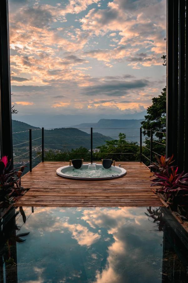 Sunset Palm Lodge سان جيل المظهر الخارجي الصورة